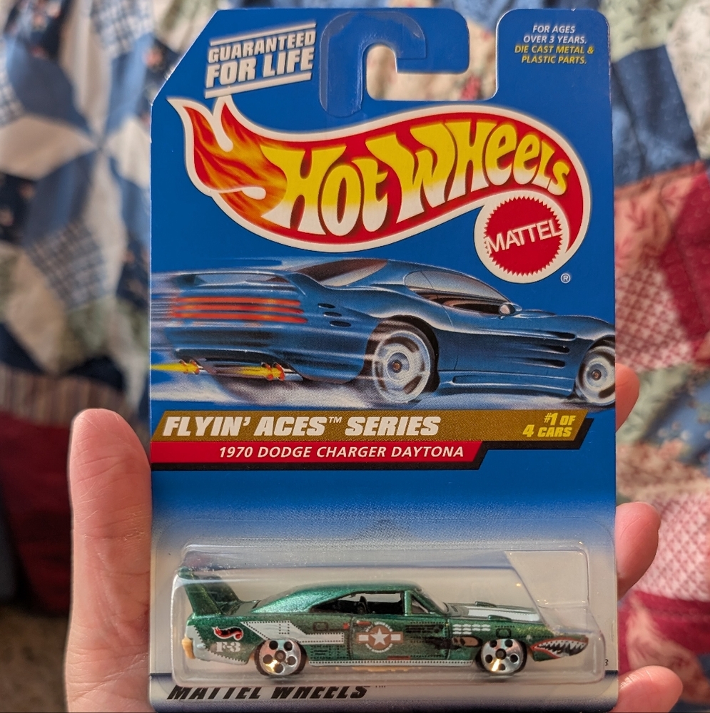 Hot Wheels Flyin' Aces Series 1970 Dodge Charger Daytona